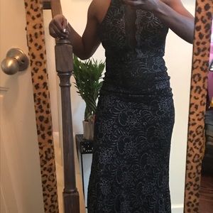 Lovely black formal/evening gown! Never worn.